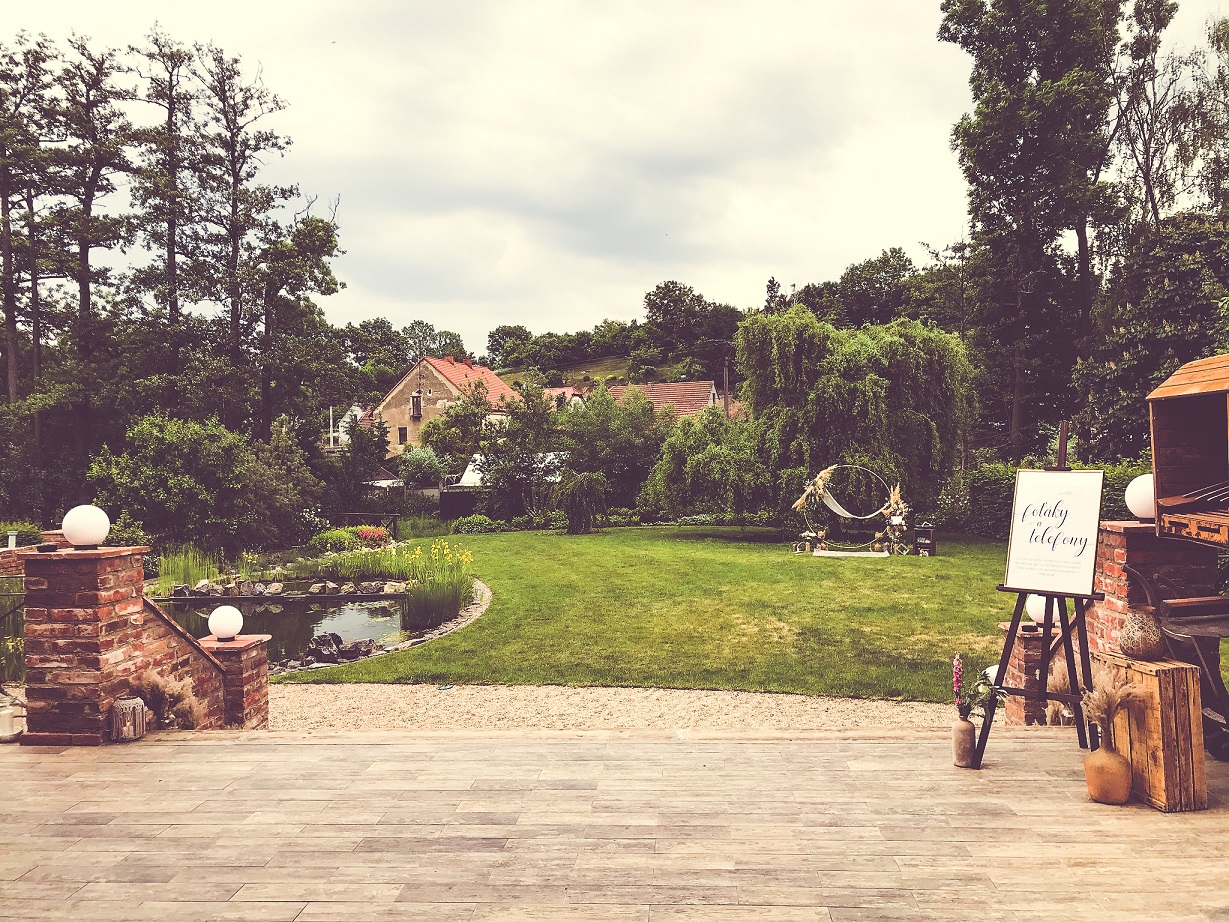 Dj Praha, Beroun Hoffmeister