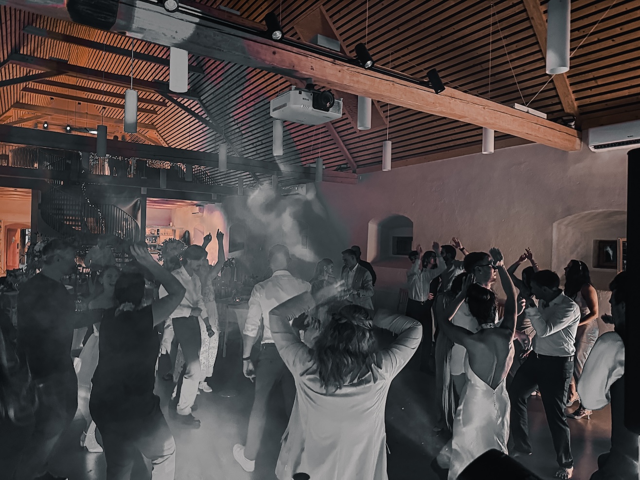 Svatba na Barokním statku Benice s DJ Pekos